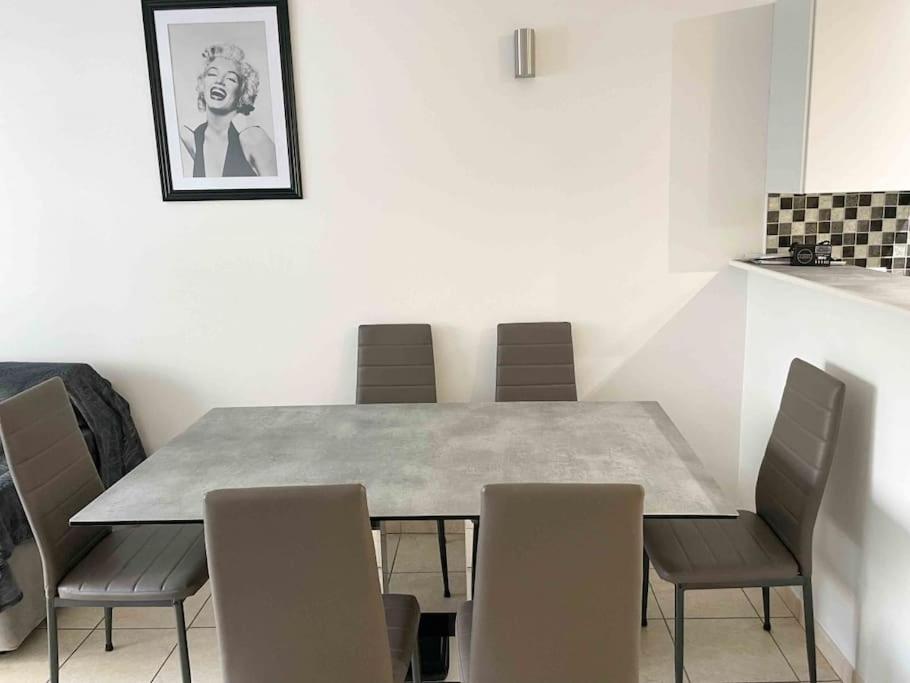 Modern One Bedroom Apartment In Cannes Kültér fotó