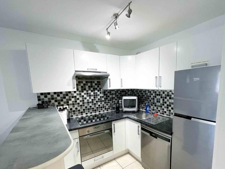 Modern One Bedroom Apartment In Cannes Kültér fotó